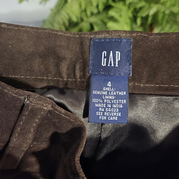 GAP Genuine Leather Pants – Size 4 – Dark Brown – Great Condition - Picture 6 of 6